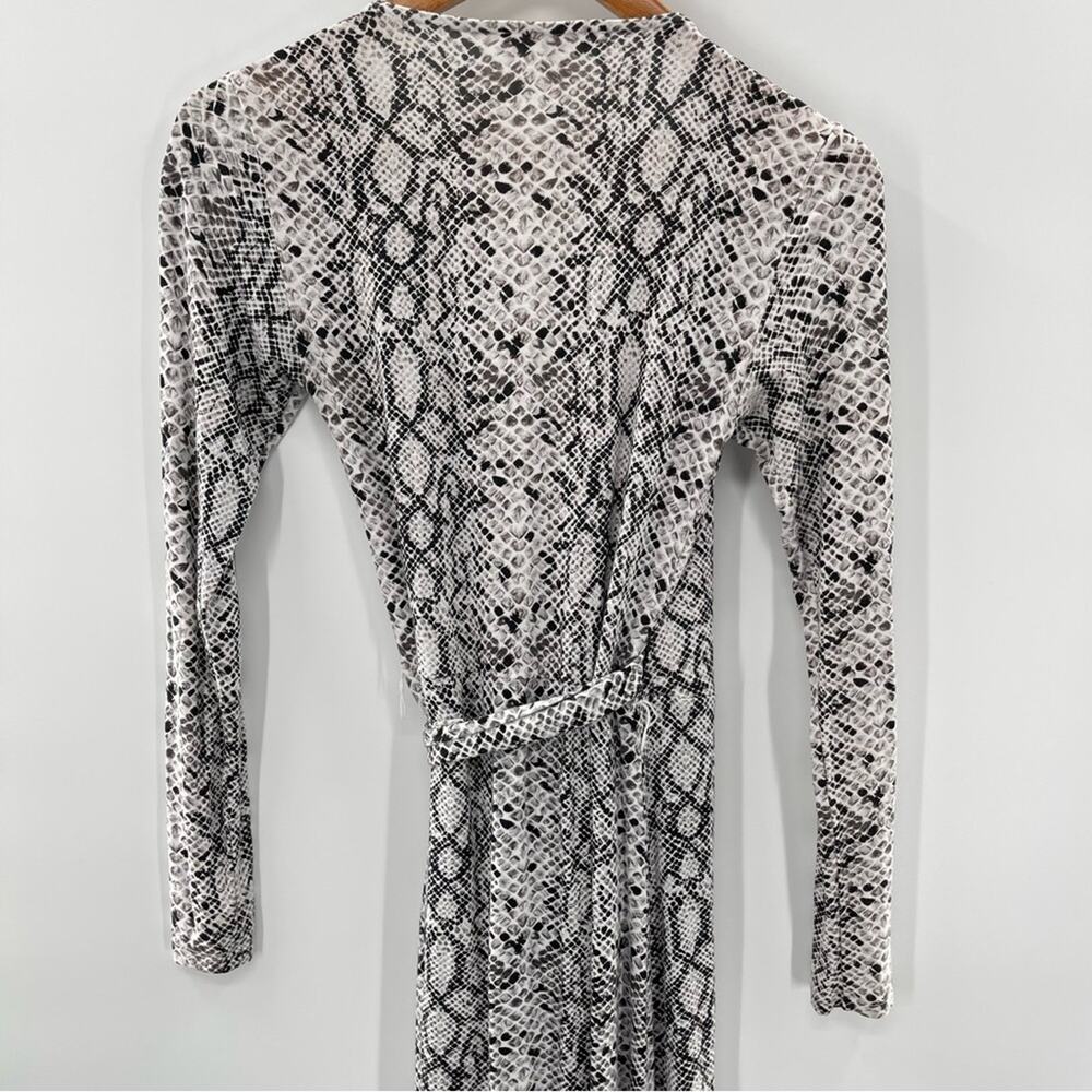 Good American The Runaround Snakeskin Print Wrap Dress Midi Size XS Mobwife - Picture 7 of 11
